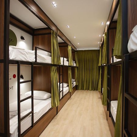 שקודר Corner Hostel מראה חיצוני תמונה
