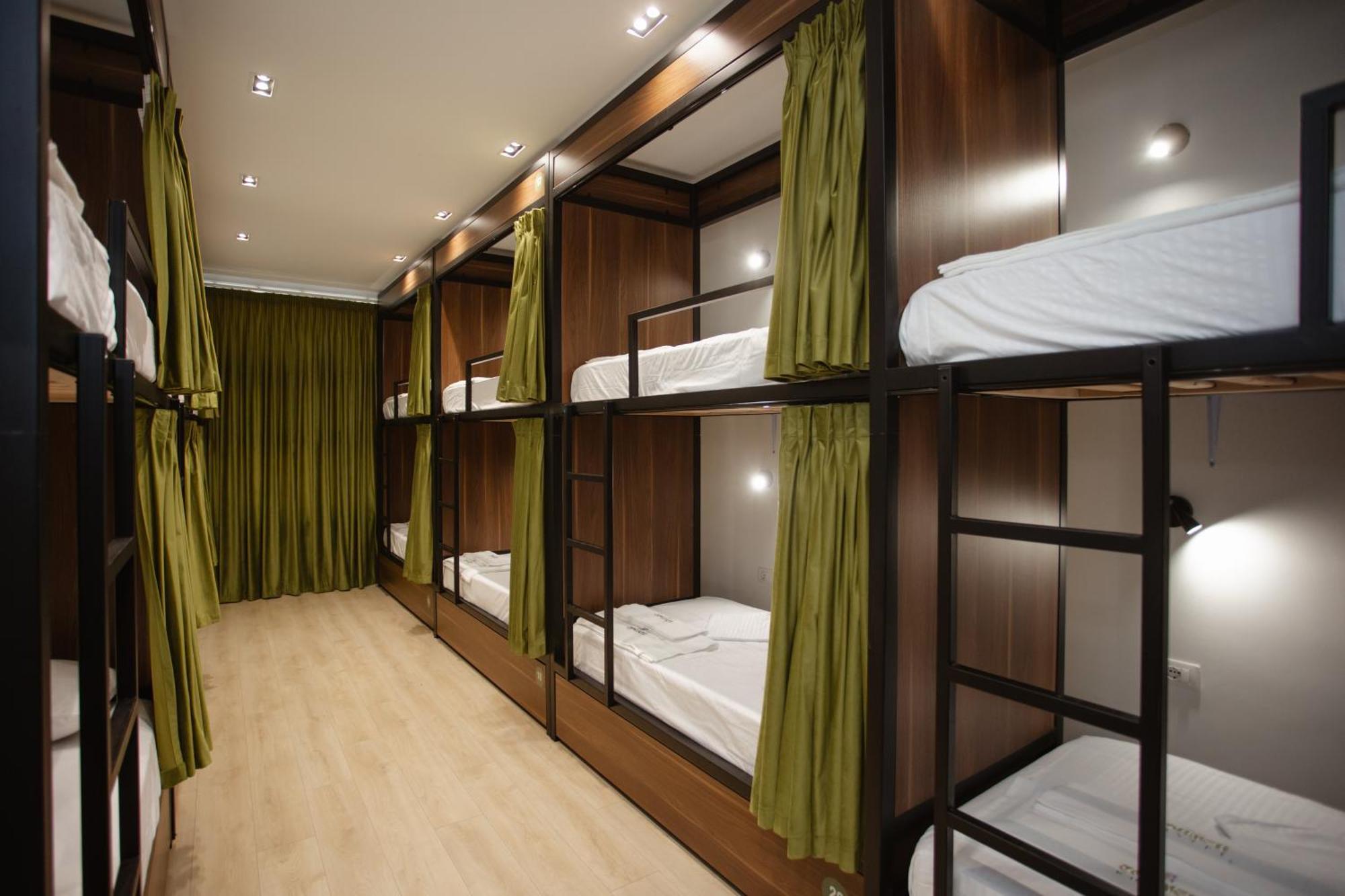 שקודר Corner Hostel מראה חיצוני תמונה
